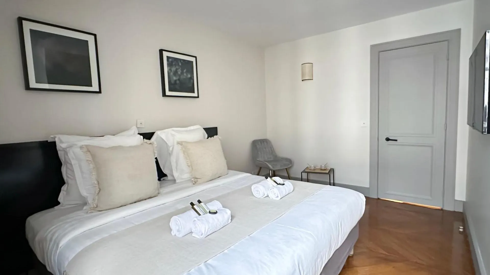 Apartment Saint-germain-des-pres Sumptuous