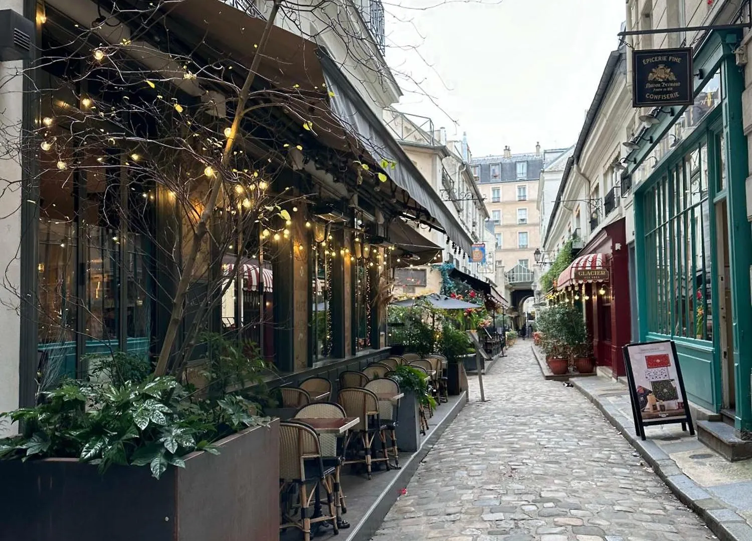 Saint-germain-des-pres Sumptuous Paris